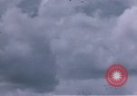 Standbild viele Formationen der US-Flugzeuge Deutschland, 1945, aus Sekunde 27 historischem Filmmaterial Videoclip 65675047605