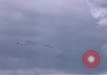 Standbild Formationen der USA Combat Aircraft Deutschland, 1945, aus Sekunde 23 historischem Filmmaterial Videoclip 65675047606