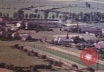 Standbild strafing Lieferung Zug europäische Theater, 1944, aus Sekunde 4 historischem Filmmaterial Videoclip 65675047630