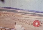 Standbild strafing Lieferung Zug europäische Theater, 1944, aus Sekunde 17 historischem Filmmaterial Videoclip 65675047630