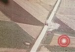Standbild strafing Lieferung Zug europäische Theater, 1944, aus Sekunde 27 historischem Filmmaterial Videoclip 65675047630