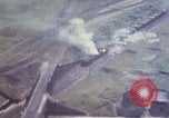 Standbild strafing Railroad center europäische Theater, 1944, aus Sekunde 24 historischem Filmmaterial Videoclip 65675047631