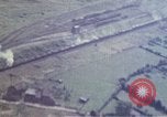 Standbild strafing Railroad center europäische Theater, 1944, aus Sekunde 28 historischem Filmmaterial Videoclip 65675047631