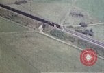 Standbild strafing Railroad center europäische Theater, 1944, aus Sekunde 49 historischem Filmmaterial Videoclip 65675047631