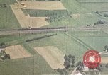 Standbild strafing Pass europäische Theater, 1944, aus Sekunde 7 historischem Filmmaterial Videoclip 65675047632