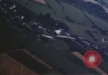 Standbild strafing Pass europäische Theater, 1944, aus Sekunde 31 historischem Filmmaterial Videoclip 65675047632