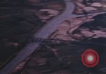 Standbild strafing Pass europäische Theater, 1944, aus Sekunde 7 historischem Filmmaterial Videoclip 65675047633