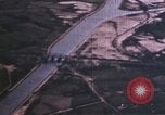 Standbild strafing Pass europäische Theater, 1944, aus Sekunde 12 historischem Filmmaterial Videoclip 65675047633
