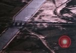 Standbild strafing Pass europäische Theater, 1944, aus Sekunde 17 historischem Filmmaterial Videoclip 65675047633