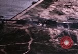 Standbild strafing Pass europäische Theater, 1944, aus Sekunde 25 historischem Filmmaterial Videoclip 65675047633