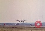 Immagine di Stati Uniti Army Air Forces caccia e bombardieri Florennes Belgio, 1945, secondo 12 filmato di repertorio 65675047644