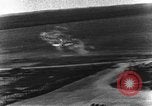 Immagine di Attacco a due Focke-Wulf FW-190 piani Teatro europeo, 1944, secondo 14 filmato di repertorio 65675047671