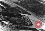 Immagine di Attacco a due Focke-Wulf FW-190 piani Teatro europeo, 1944, secondo 31 filmato di repertorio 65675047671