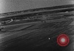 Immagine di Due tedesche Junkers Ju 88 piani bombardiere Teatro europeo, 1944, secondo 5 filmato di repertorio 65675047677