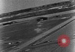 Immagine di Due tedesche Junkers Ju 88 piani bombardiere Teatro europeo, 1944, secondo 8 filmato di repertorio 65675047677