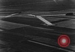 Immagine di Due tedesche Junkers Ju 88 piani bombardiere Teatro europeo, 1944, secondo 10 filmato di repertorio 65675047677