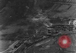 Immagine di Due tedesche Junkers Ju 88 piani bombardiere Teatro europeo, 1944, secondo 12 filmato di repertorio 65675047677