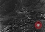 Immagine di Due tedesche Junkers Ju 88 piani bombardiere Teatro europeo, 1944, secondo 13 filmato di repertorio 65675047677