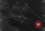 Immagine di Due tedesche Junkers Ju 88 piani bombardiere Teatro europeo, 1944, secondo 24 filmato di repertorio 65675047677