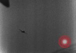 Standbild Focke-Wulf Fw 190 Kampfflugzeuge europäische Theater, 1944, aus Sekunde 30 historischem Filmmaterial Videoclip 65675047683
