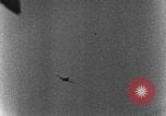 Standbild Focke-Wulf Fw 190 Kampfflugzeuge europäische Theater, 1944, aus Sekunde 31 historischem Filmmaterial Videoclip 65675047683