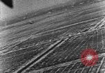 Standbild Focke-Wulf Fw 190 Kampfflugzeuge europäische Theater, 1944, aus Sekunde 38 historischem Filmmaterial Videoclip 65675047683