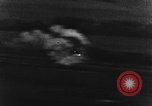 Standbild strafing Lokomotive europäische Theater, 1944, aus Sekunde 7 historischem Filmmaterial Videoclip 65675047684