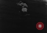 Standbild strafing Kanäle und Brücken europäische Theater, 1944, aus Sekunde 31 historischem Filmmaterial Videoclip 65675047686