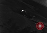 Standbild Angriffe feindliche Flugzeuge in geschützten Bäume europäische Theater, 1944, aus Sekunde 19 historischem Filmmaterial Videoclip 65675047688