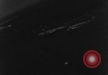 Standbild Angriffe feindliche Flugzeuge in geschützten Bäume europäische Theater, 1944, aus Sekunde 30 historischem Filmmaterial Videoclip 65675047688