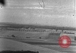 Standbild angreifenden deutschen Junkers Ju 88 Bomber europäische Theater, 1944, aus Sekunde 44 historischem Filmmaterial Videoclip 65675047693