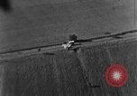 Standbild angreifenden deutschen Junkers Ju 88 Bomber europäische Theater, 1944, aus Sekunde 53 historischem Filmmaterial Videoclip 65675047693