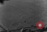 Standbild angreifenden deutschen Junkers Ju 88 Bomber europäische Theater, 1944, aus Sekunde 59 historischem Filmmaterial Videoclip 65675047693