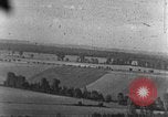 Standbild angreifenden deutschen Junkers Ju 88 Bomber europäische Theater, 1944, aus Sekunde 61 historischem Filmmaterial Videoclip 65675047693