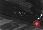 Standbild strafing Marshalling Yard europäische Theater, 1944, aus Sekunde 8 historischem Filmmaterial Videoclip 65675047694