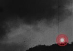 Standbild strafing Marshalling Yard europäische Theater, 1944, aus Sekunde 33 historischem Filmmaterial Videoclip 65675047694