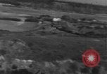 Standbild strafing des Zuges europäische Theater, 1944, aus Sekunde 7 historischem Filmmaterial Videoclip 65675047695