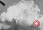 Standbild strafing des Zuges europäische Theater, 1944, aus Sekunde 9 historischem Filmmaterial Videoclip 65675047695