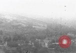 Standbild strafing des Zuges europäische Theater, 1944, aus Sekunde 17 historischem Filmmaterial Videoclip 65675047695