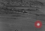 Standbild strafing des Zuges europäische Theater, 1944, aus Sekunde 31 historischem Filmmaterial Videoclip 65675047695