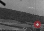Standbild strafing des Zuges europäische Theater, 1944, aus Sekunde 41 historischem Filmmaterial Videoclip 65675047695