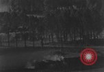 Image de bombardements de la locomotive théâtre européen, 1944, de la seconde 9 séquences d'archives historiques vidéo 65675047697