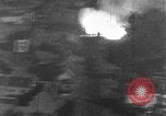 Image de bombardements de la locomotive théâtre européen, 1944, de la seconde 19 séquences d'archives historiques vidéo 65675047697