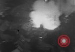 Image de bombardements de la locomotive théâtre européen, 1944, de la seconde 21 séquences d'archives historiques vidéo 65675047697