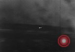 Image de bombardements de la locomotive théâtre européen, 1944, de la seconde 25 séquences d'archives historiques vidéo 65675047697