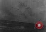 Image de bombardements de la locomotive théâtre européen, 1944, de la seconde 28 séquences d'archives historiques vidéo 65675047697
