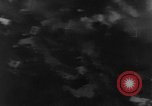 Image de bombardements de la locomotive théâtre européen, 1944, de la seconde 31 séquences d'archives historiques vidéo 65675047697