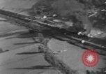 Standbild strafing des Zuges europäische Theater, 1944, aus Sekunde 23 historischem Filmmaterial Videoclip 65675047698