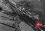 Standbild strafing des Zuges europäische Theater, 1944, aus Sekunde 25 historischem Filmmaterial Videoclip 65675047698
