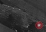 Standbild strafing des Staplers europäische Theater, 1944, aus Sekunde 14 historischem Filmmaterial Videoclip 65675047699